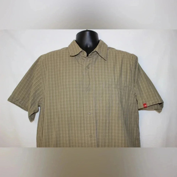 Men’s The North Face Pin Striped Short Sleeve Outdoor Hiking Casual Shirt Size L - Picture 2 of 11